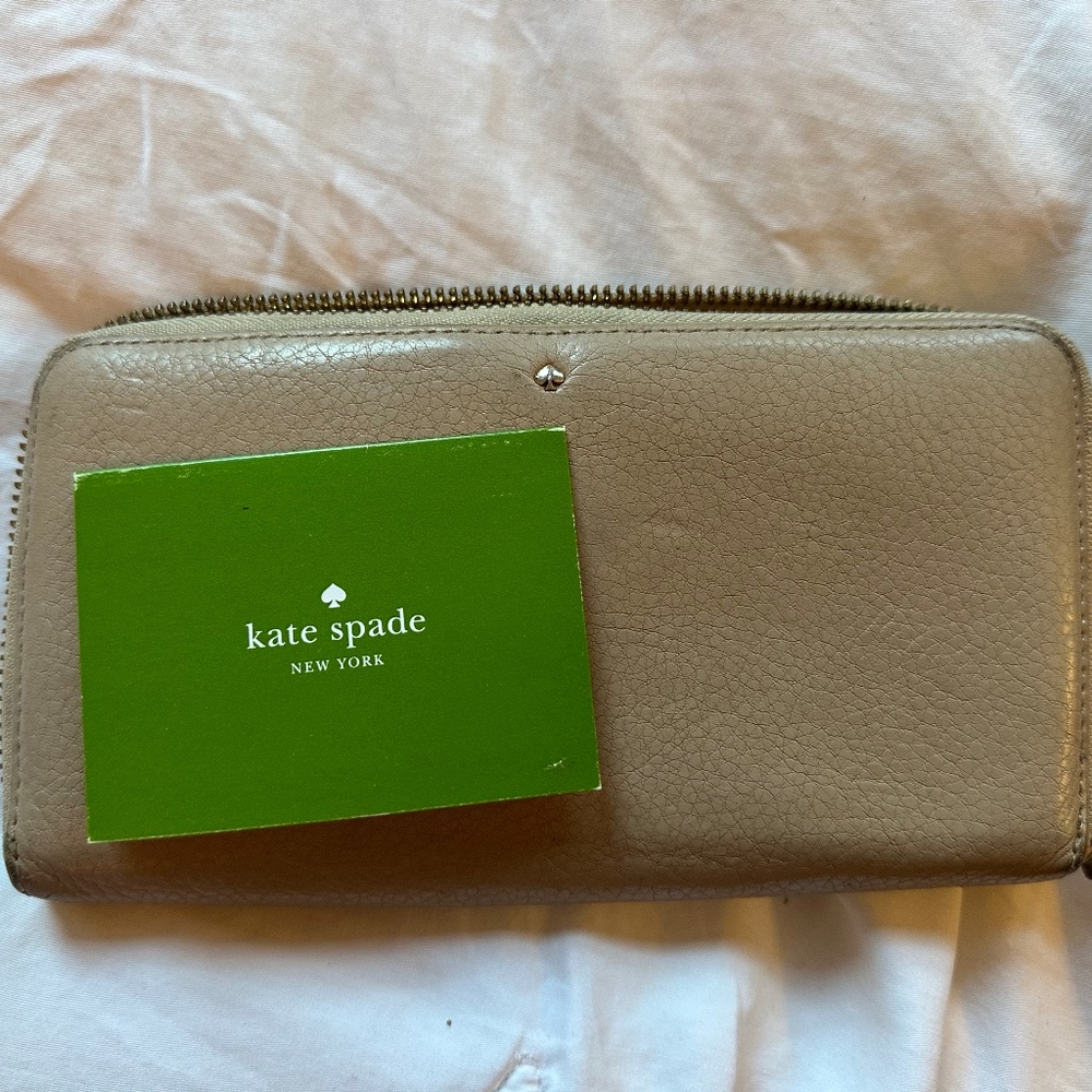 Kate Spade New York Continental Wallet